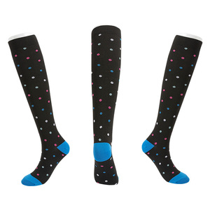 Fit Sports Infirmière Voyage Femmes Multi Couleur Compression Chaussettes Infirmière Voyage Cyclisme Chaussettes De Compression - Product Image 2