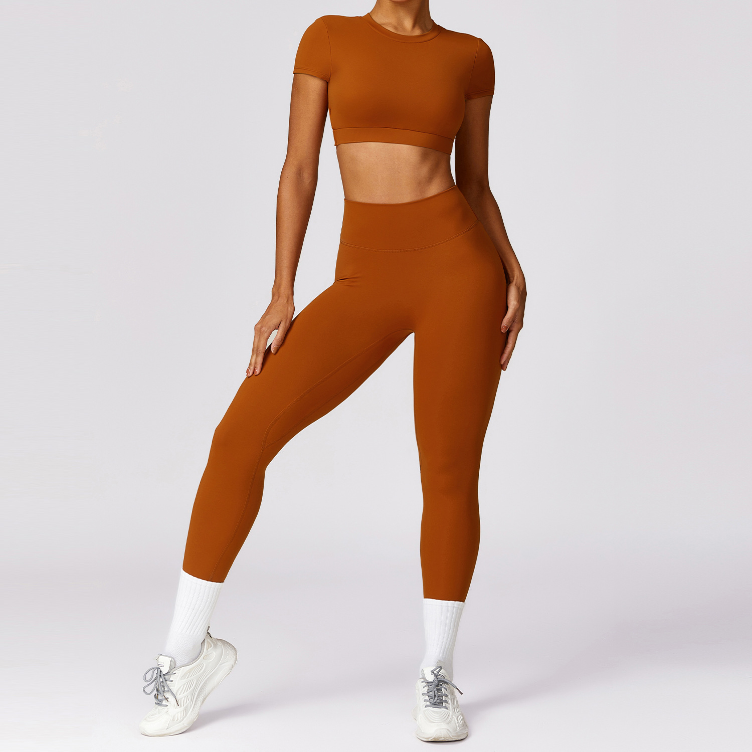 top+leggings marrón