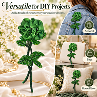 Applique de rose en satin vert émeraude perlée faite à la main, patch brodé floral à coudre pour vêtements, sacs, décoration intérieure, bricolage