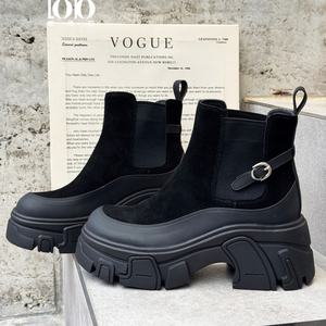 Bottes Chelsea d'hiver rétro pour femmes en cuir véritable talons épais doux confortable anti-glissant à la mode hauteur augmentant - Product Image 5