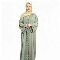 Ensemble Abaya Vert Sauge pour Femme avec Bordure en Dentelle, Vêtement Modeste Ouvert sur le Devant, Tenue Musulmane Islamique Longueur Ras du Sol
