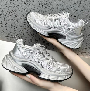 Chaussures de sport décontractées en cuir véritable de créateur haut de gamme, à lacets, semelles épaisses, respirantes, plates, pour hommes et femmes - Product Image 1