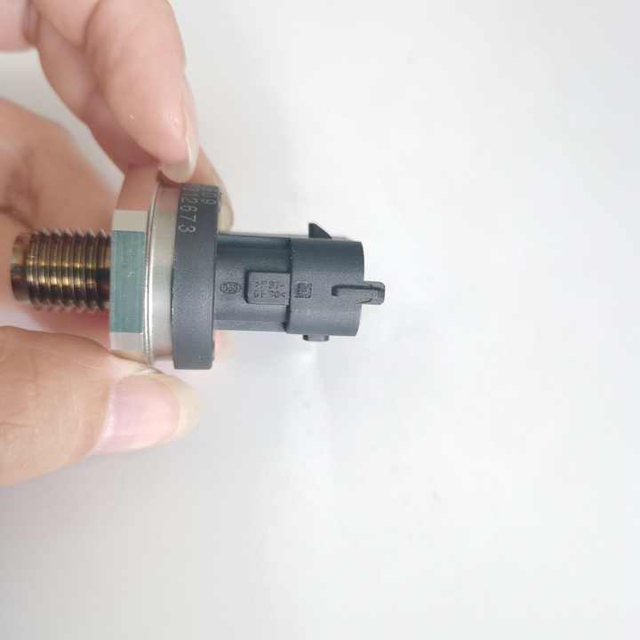 Sensore Di Pressione Rail 0281002909 Per Hyundai Tucson, Kia Sportage, Fiat Ducato – Sostituzione Originale