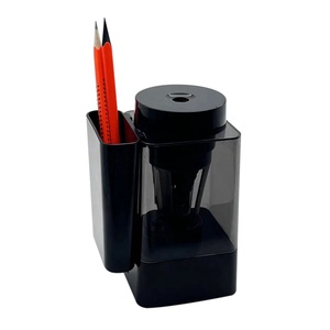 Grande capacità della batteria nero di plastica da scrivania temperamatite elettrico scuola <span class=keywords><strong>automatico</strong></span> temperamatite per i bambini con portapenne - Product Image 3