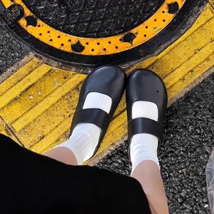 Nuevas Pantuflas Tipo Mule con Punta Cerrada y Suela Gruesa para Mujer 2026, Sandalias Casuales Minimalistas para Exteriores, Zapatos Planos Combinables con Todo - Product Image 3