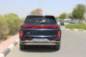 SKYWELL ET5 2023 d'occasion, conduite à gauche/droite - Product Image 2