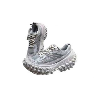 รองเท้าวิ่ง Bouncer Trainers รุ่นใหม่ น้ำหนักเบา สำหรับผู้หญิงและผู้ชาย รองเท้าผ้าใบแฟชั่นลำลอง ดีไซน์เนอร์ แบรนด์ Balenciaga - Product Image 1