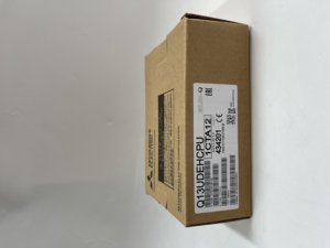 โมดูลเอาต์พุตแบบอะนาล็อกใหม่และเป็นของแท้ 100% รุ่น Q13UDEHCPU - Product Image 1