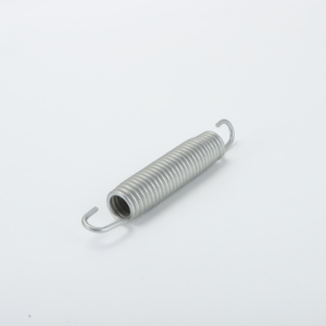 Resorte de tensión espiral personalizado de acero inoxidable Heli Spring Constant de 2.5 mm con gancho para cadena grande para <span class=keywords><strong>bicicleta</strong></span> motorizada - Product Image 1