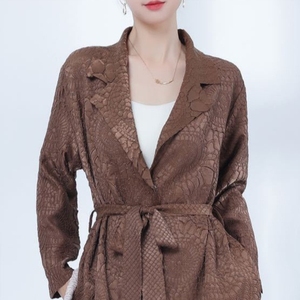 Abrigo Floral plisado Miyake con patrón de encaje Balt Personalizar Abaya Luxuiry Large <span class=keywords><strong>Max</strong></span> Chaqueta larga elegante de cuello ancho para mujer - Product Image 2