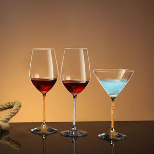 <span class=keywords><strong>Verre</strong></span> à vin <span class=keywords><strong>rouge</strong></span> bordeaux 470ml avec diamant doré <span class=keywords><strong>Verre</strong></span> à cristal sans plomb rond avec LOGO personnalisable <span class=keywords><strong>Verre</strong></span> à vin français - Product Image 1