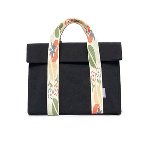 Sac fourre-tout en toile réutilisable, écologique et personnalisé, avec motif lettres et logo. - Product Image 3