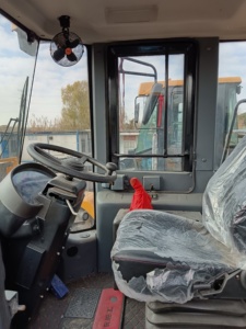 Wholesaler 90% New Hot Selling Second-hand <b>Used</b> Wheel <b>Loader</b> SDLG 956L <b>Used</b> <b>Loader</b> China Made <b>Used</b> SDLG 956L 936L <b>Loader</b> - Product Image 4