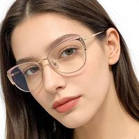 Montures de lunettes en métal en gros auprès des fabricants, tendance mode homme et femme avec lunettes à diamants