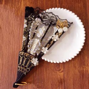 Sang Trọng Ren Màu Đỏ Quạt Gấp Nhựa Cô Dâu Tay <span class=keywords><strong>Fan</strong></span> Hâm Mộ Tây Ban Nha Lolita Ren <span class=keywords><strong>Fan</strong></span> Wedding Party Ủng hộ Quà Tặng - Product Image 5