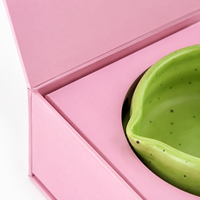 Ensemble de matcha personnalisé de qualité supérieure avec emballage rose, bol en céramique, OEM Chawan Chasen Chashaku, fouet à matcha, ensemble cadeau matcha d'entreprise
