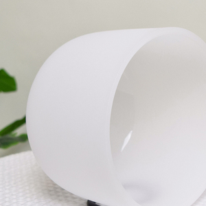 Ensemble de 7 bols chantants en quartz blanc givré, parfaits pour la sonothérapie et les bains sonores - Product Image 3