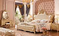 Ensemble de lit de luxe haut de gamme européen, cadre doré champagne avec cuir, double lit en bois massif, style français pour chambre principale et villa