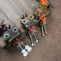 Pendentif rétro 12 constellations punk robot tête en bois marteau pelle microphone pieds en alliage métallique collier zodiaque porte-clés