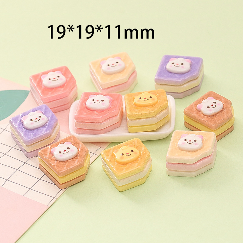 แซนด์วิชหมีเนยแบบผสมผมแบบสุ่มบิสกิตแบบผสม