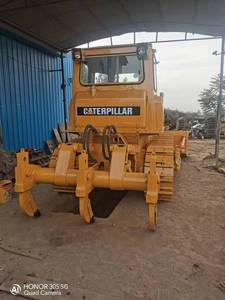 Topadora de cadenas usada Caterpillar D6D 2018, capacidad de nivelación de 5.4m, motor CAT de 100HP con bomba y motor. - Product Image 3