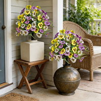 Bouquet de fleurs artificielles de primula à trois couleurs avec piquet de fixation au sol pour décoration extérieure