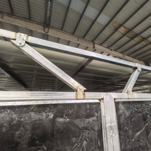 โรงนาม้าทำจากเหล็กกัลวาไนซ์คอกม้าแบบชั่วคราวที่พักพร้อมหลังคา - Product Image 3