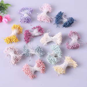 Paquete <span class=keywords><strong>de</strong></span> 360 Uds. Mini <span class=keywords><strong>estambre</strong></span> <span class=keywords><strong>de</strong></span> bayas flores artificiales <span class=keywords><strong>estambre</strong></span> para recuerdo <span class=keywords><strong>de</strong></span> boda caja <span class=keywords><strong>de</strong></span> dulces decoración cuentas flor - Product Image 2