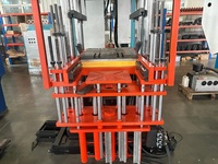 Máquina de Moldeo por Inyección Vertical SM-200A PLC 2000KN para la Fabricación Personalizada de Bujes, Juntas Tóricas y Juntas de Goma