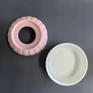 Ensemble de bols de service en porcelaine polie mignons et tendance 2025 avec manchon en silicone, écologiques pour les repas des enfants - Product Image 4