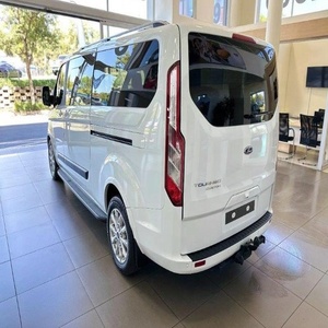 รถตู้ Tourneo ปี 2023 มือสอง สภาพดี เกียร์ออโต้ ระบบควบคุมความเร็วอัตโนมัติ ขับเคลื่อนล้อหน้า เบาะผ้า พวงมาลัยขวา ภายในสีอ่อน ยาง R19 - Product Image 4