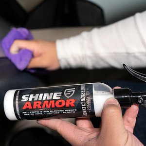 shine armor CAR UPHOLSTERY AND INTERIOR <b>CLEANER</b> <b>PLASTIC</b> AND LEATHER REFRESHING GLOSSY AND SHINNY USAGE FACTORY DIRECT PRICE - Product Image 3