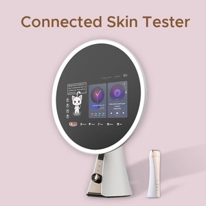 Tecnologia sullo specchio di bellezza Smart Touchscreen in piedi specchio per il trucco con varietà di tipi di spina per uso in tutto il mondo - Product Image 6
