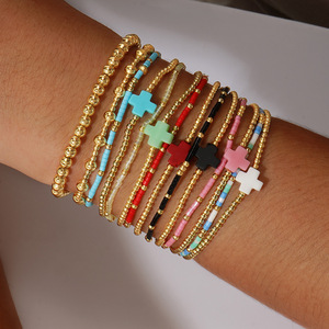 Set di <span class=keywords><strong>gioielli</strong></span> di design bracciale multistrato placcato in <span class=keywords><strong>oro</strong></span> ciondolo a croce tratto fatto a mano con perline <span class=keywords><strong>gioielli</strong></span> Boho per donne regalo - Product Image 2