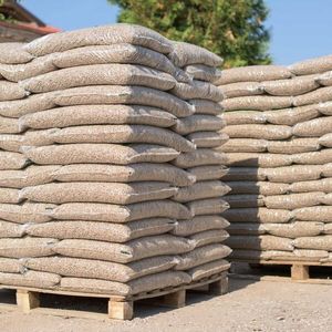 Premium Wood Pellets Biomass Fuel 6mm Diameter Low Ash Below 0.7% Moisture Under 10% High Calorific Value ENplus Quality - Product Image 1