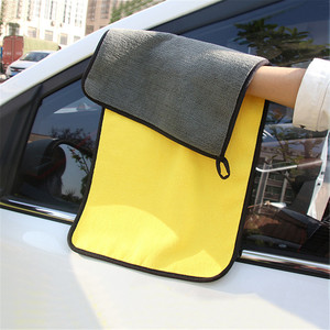 Serviette de lavage auto en microfibre 25x25cm 30x30cm Jaune sans peluches pour le nettoyage de voiture - Product Image 1