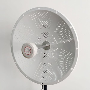 เสาอากาศจานแบบ High Gain 2x22dBI สำหรับ 4G 5G 1700-4200Mhz ระยะไกล รุ่น SD-2727-24W - Product Image 4