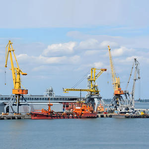 เครนแบบโครงเหล็กชนิดจิ๊บพอร์ตโฟร์ลิงค์ พร้อมชิ้นส่วนเกียร์เพื่อการขนถ่ายตู้คอนเทนเนอร์อย่างมีประสิทธิภาพ - Product Image 4