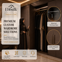 Armoire en bois sur mesure, armoire intégrée, cadre en aluminium, porte en verre, porte battante, du sol au plafond, pleine hauteur, pour chambre à coucher