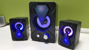 كمبيوتر محمول في الهواء الطلق, كمبيوتر داخلي في الهواء الطلق الكمبيوتر اللوحي RGB led <span class=keywords><strong>2.1</strong></span> الخلفية المحمولة المنزل USB الألعاب المتكلم للكمبيوتر المحمول - Product Image 5