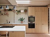 Offre Spéciale : Meuble de Cuisine Moderne en Placage de Chêne Sur Mesure, Meuble d'Îlot de Cuisine Sans Poignée, Personnalisation Complète pour la Rénovation