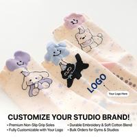 Chaussettes antidérapantes personnalisées avec logo, chaussettes mignonnes pour Pilates, Barre et Yoga, vente en gros, faible MOQ, chaussettes respirantes en coton antidérapantes, OEM
