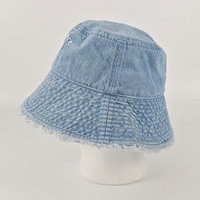 Bob en jean personnalisé avec logo et broderie Danse du Lion, style rayé, pour protection solaire décontractée en extérieur