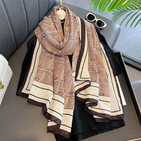 Écharpes en viscose à motif floral de noix de cajou de style rétro pour femmes Écharpe douce de grande taille en coton Écharpe fantaisie à fleurs imprimées
