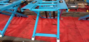 Élévateur à ciseaux 3T à hauteur moyenne Élévateur pour voiture DECAR Intégré 4 poteaux Triple Système de stationnement pour voiture Système de rangement pour véhicule - Product Image 2