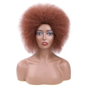 Yeni varış Afro Kinky kıvırcık peruk Premium sentetik büyük Afro afrika peruk Cosplay kısa Afro kahküllü peruk siyah kadınlar için