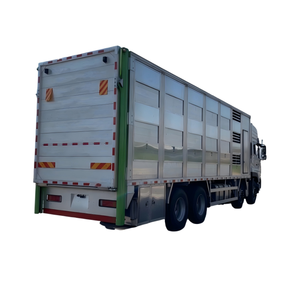 Camión <span class=keywords><strong>de</strong></span> Transporte <span class=keywords><strong>de</strong></span> Cerdos HOWO/Dongfeng 6x4 8x4 con Control <span class=keywords><strong>de</strong></span> Temperatura Multicapa, Vehículo Transportador <span class=keywords><strong>de</strong></span> Ganado - Product Image 2
