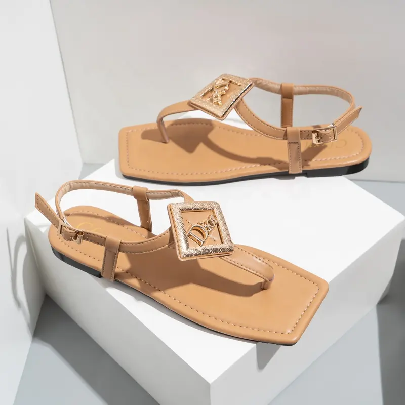 New Trend Women Slides Sandals Luxury Comfortable High Quality Fashion Women Slippers PU Leather Buckle Strap Flat Sandals Women