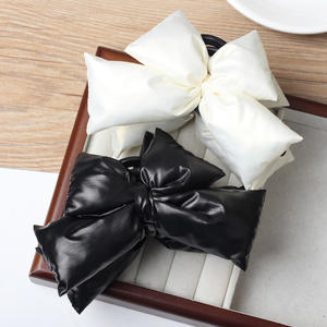 Pince à cheveux coréenne vintage en cuir PU brillant avec nœud, pour femme, élégante, grande taille - Product Image 3