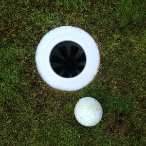 <span class=keywords><strong>Venta</strong></span> caliente de plástico <span class=keywords><strong>Golf</strong></span> Hole Cup Reductor Red Cup Training Aid para Backyard Putting Green <span class=keywords><strong>Golf</strong></span> Green Cups - Product Image 6